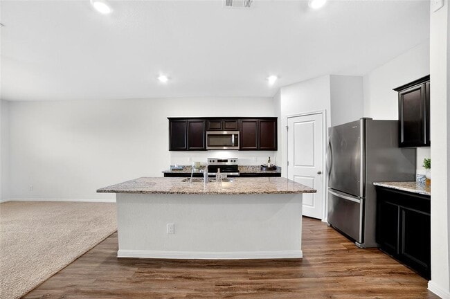 Building Photo - 14413 Shooter McGavin Dr