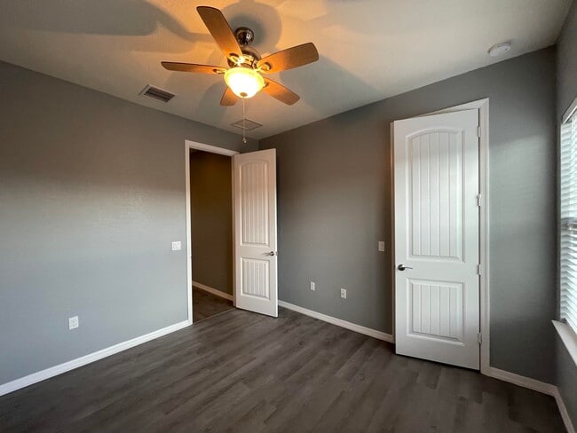 Building Photo - 4516 San Fratello Cir