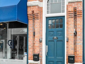 Building Photo - 804b Lapeer Ave