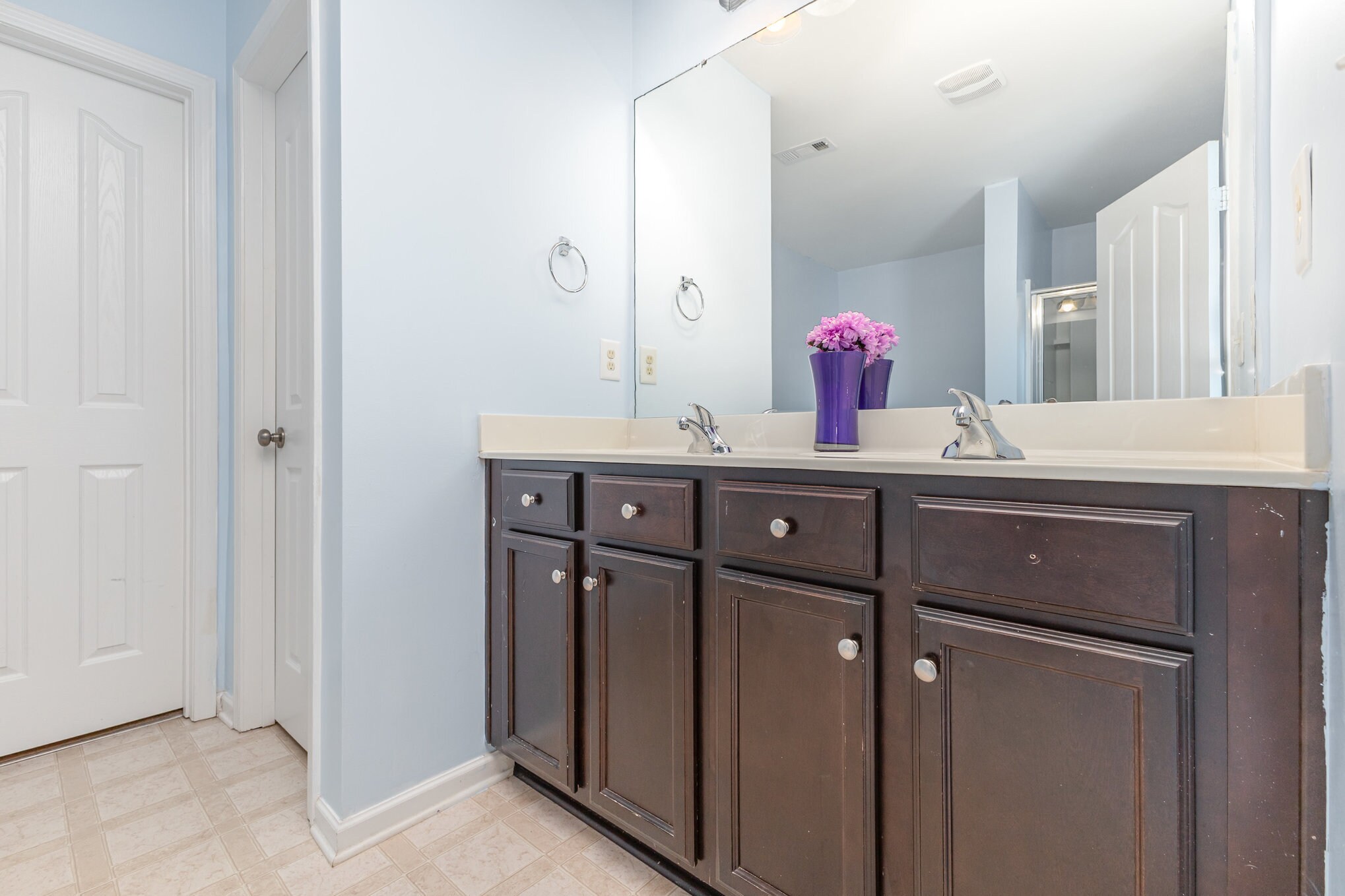 Building Photo - 9702 Pond Vista Ct