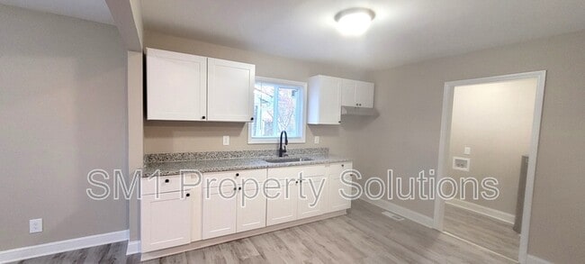 Building Photo - 2404 Williams Ave