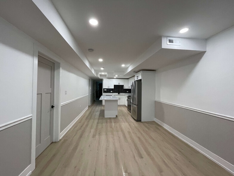 Building Photo - 1829 S Kedzie Ave