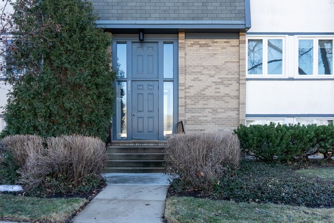 Building Photo - Stunning 2 Bed, 2 Bath Condo Available for Rent