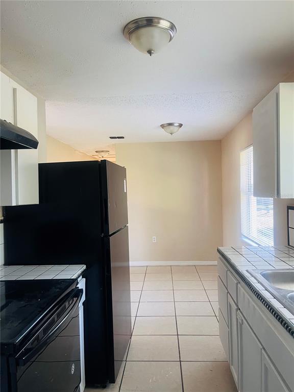 Building Photo - 76 Judith Ln