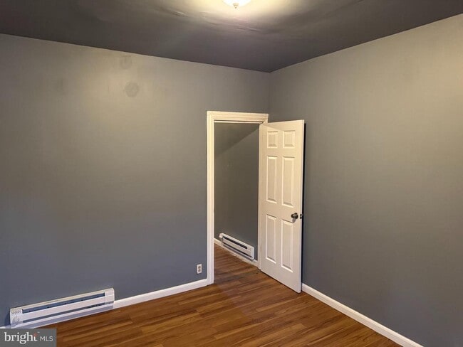 Building Photo - 1111 Green St