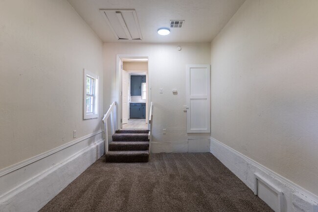 Building Photo - 3 Bedroom Rent to Own Home Available!