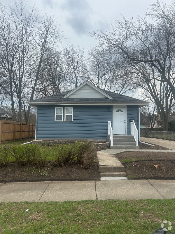 Building Photo - 123 E Keith Ave