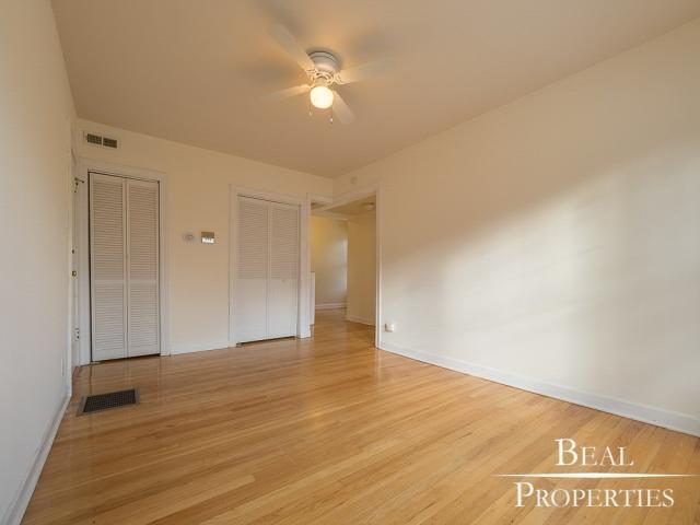 Building Photo - 1 bedroom in CHICAGO IL 60657