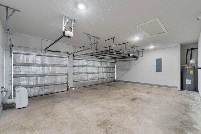 Building Photo - Shoal River Landing Must See w/ 3-car garage!