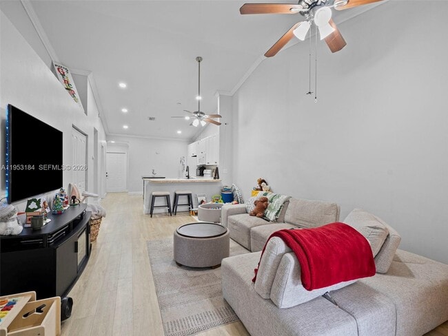 Building Photo - 11065 NW 38th Pl