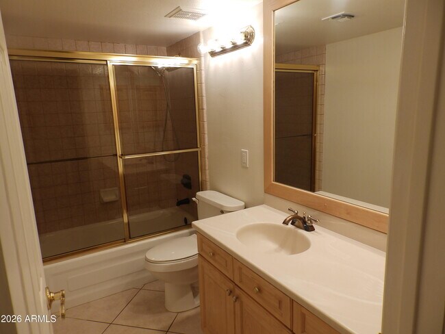 Building Photo - 7950 E Starlight Way
