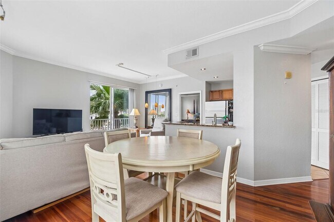 Building Photo - 700 S Harbour Island Blvd