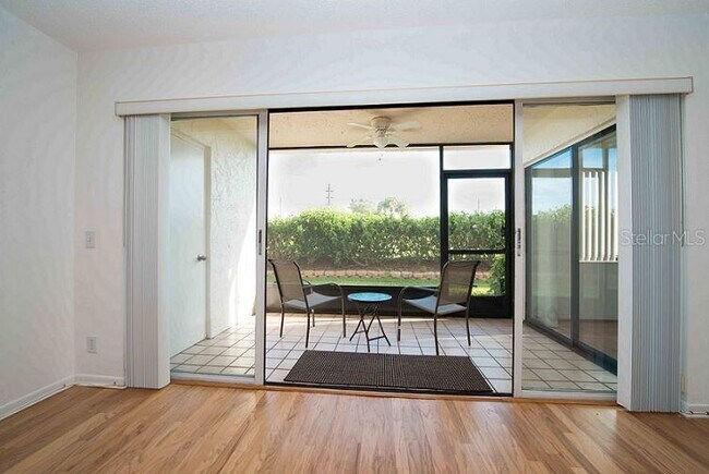 Building Photo - 5532 La Puerta Del Sol Blvd S