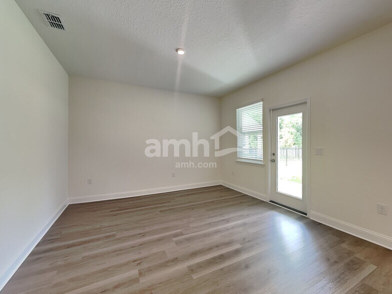 Building Photo - 12671 Percy Frst Ln