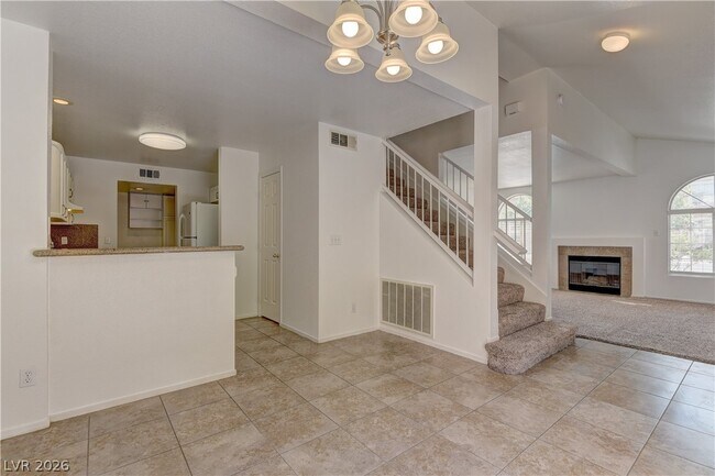 Building Photo - 8428 Majestic View Ave