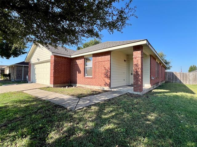 Building Photo - 2613 Plantation Dr