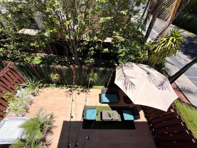 Building Photo - 7407 NW 108th Path