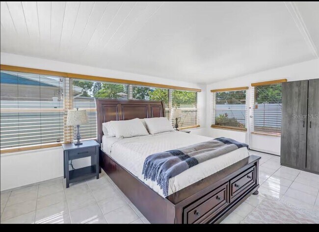 Building Photo - 8199 115th St N