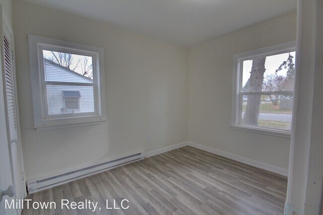 Building Photo - 2 br, 1 bath House - 3856 Johnson Ave