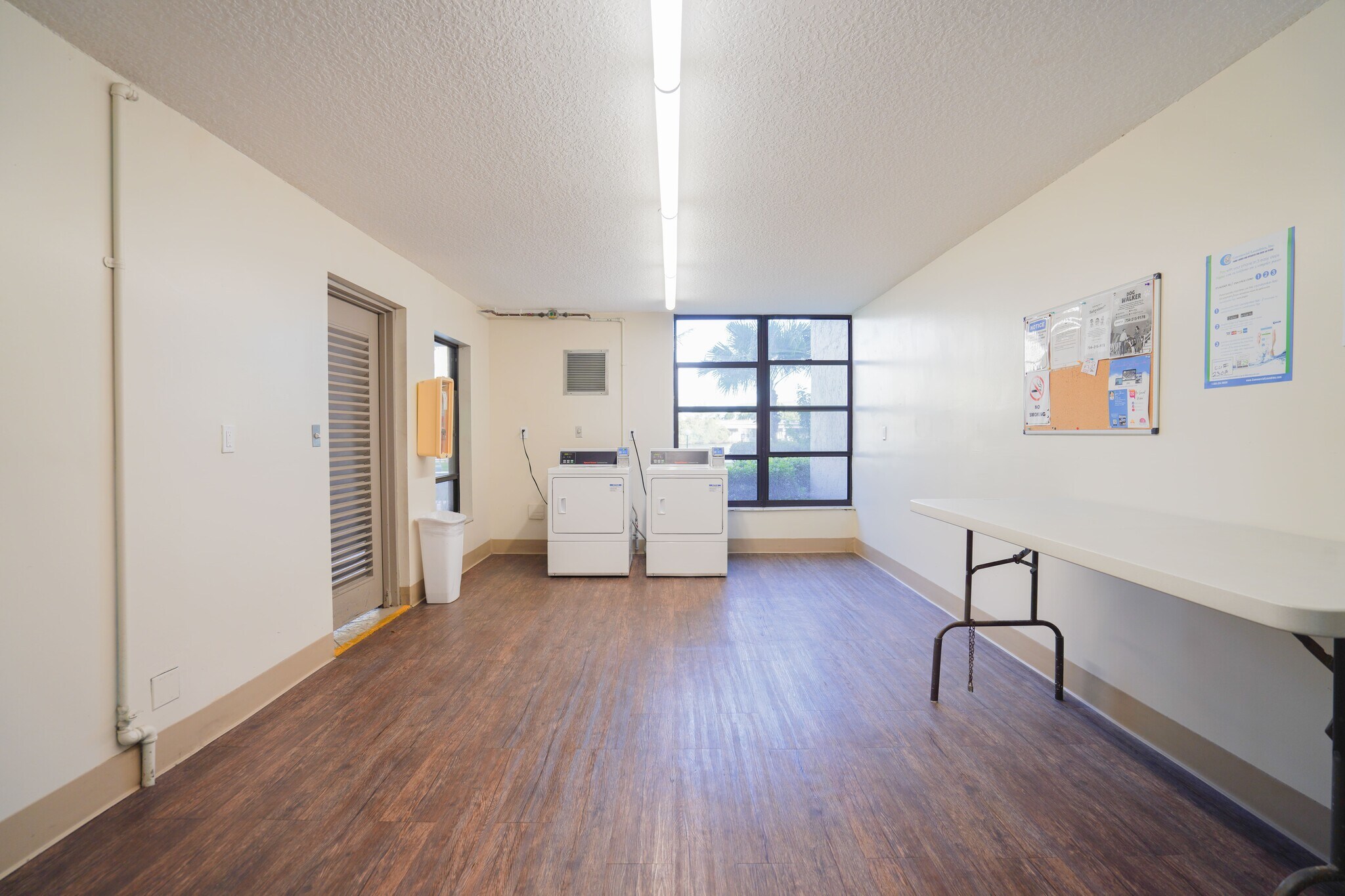 Building Photo - 7 Royal Palm Way