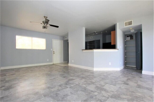 Building Photo - 3413 NW 44th St