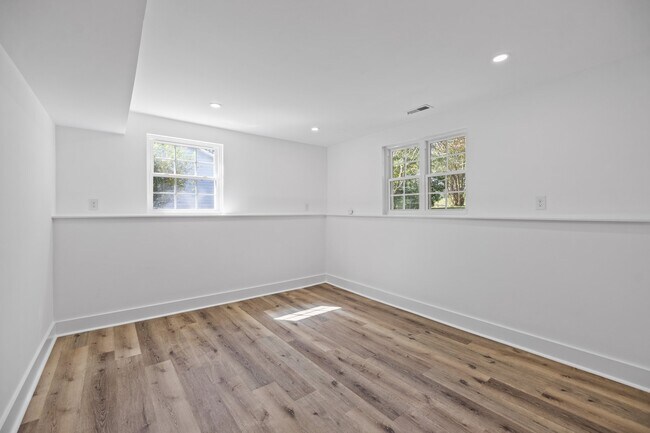 Building Photo - 7120 Clear Crossing Ln
