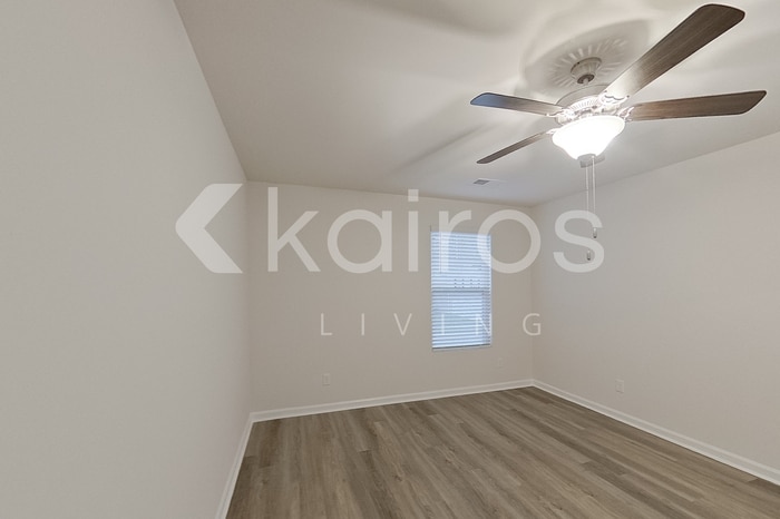 Building Photo - 130 Inez Ave