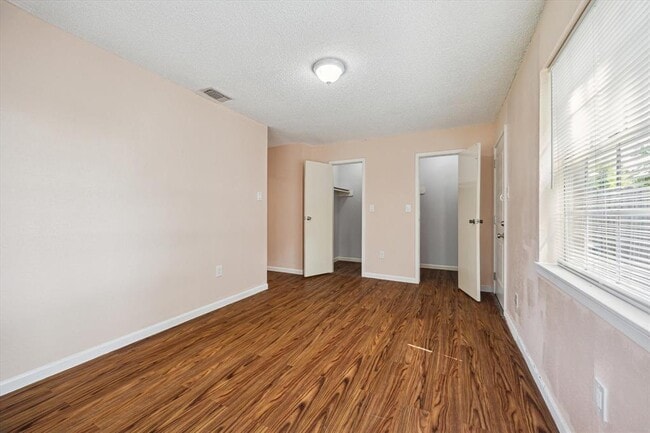 Building Photo - 5709 Cripple Brook Ct