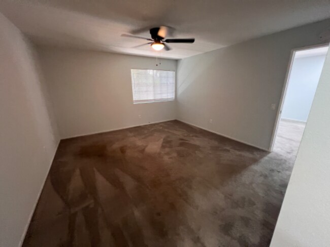 Building Photo - 2380 W Orangethorpe Ave