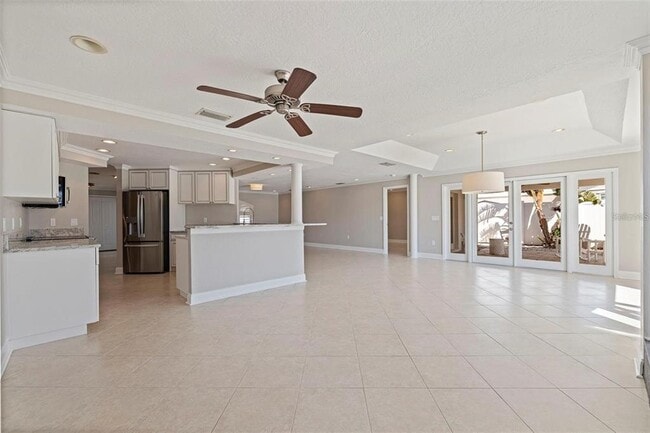 Building Photo - 11225 4th St E