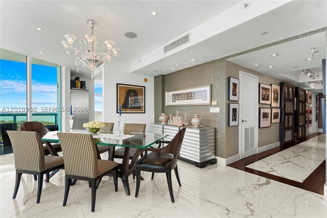 Building Photo - 6000 Indian Creek Dr