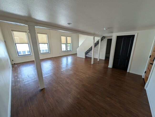 Building Photo - 205 SE Grand Ave