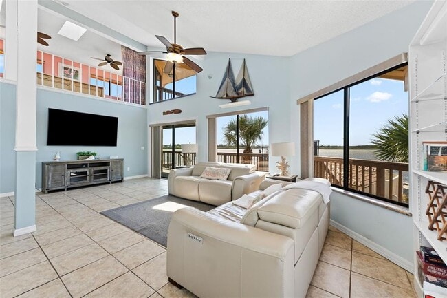 Building Photo - 13514 Garris Dr