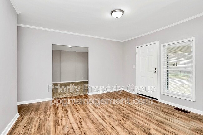 Building Photo - 818 Frederick St