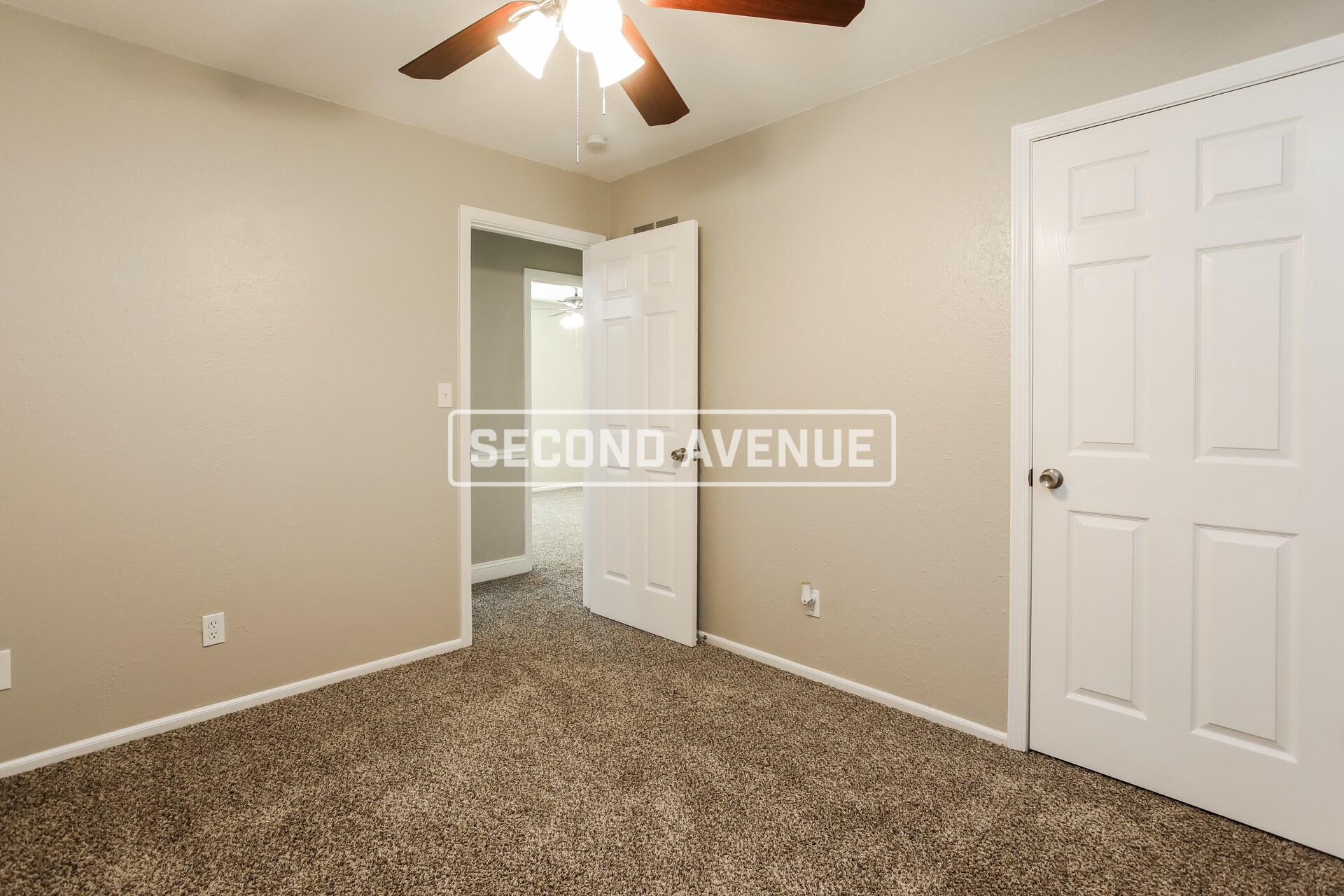 Building Photo - 1705 Vilas St