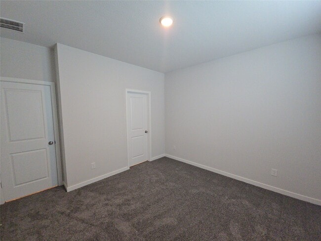 Building Photo - 9227 Dearborn Knoll Dr