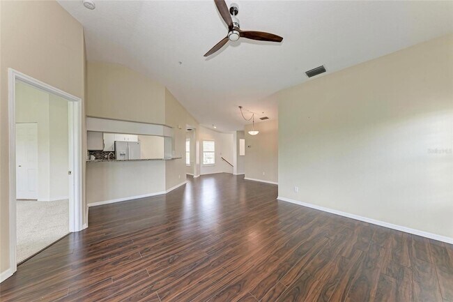 Building Photo - 803 Montrose Dr