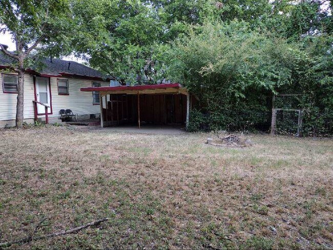 Building Photo - 2425 Bolivar St