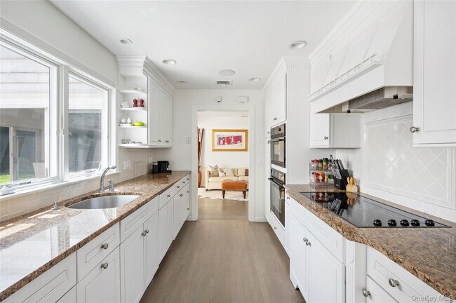 Building Photo - 89 South Rd