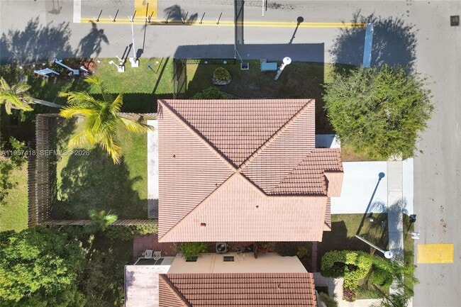 Building Photo - 2001 Barcelona Terrace