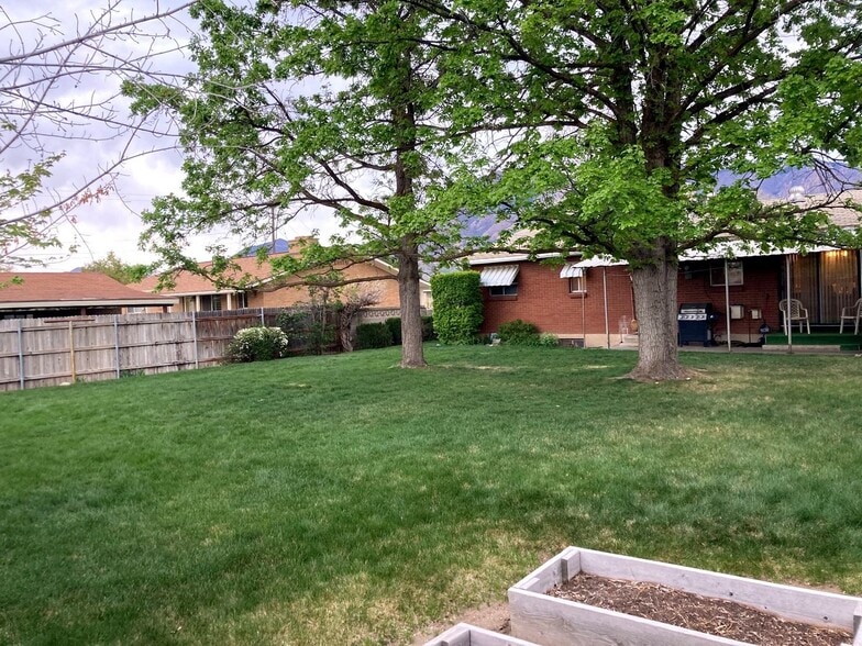 Building Photo - 7168 S 1700 E