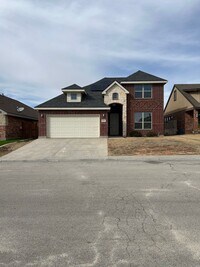 Building Photo - Beautiful on Boise Drive!