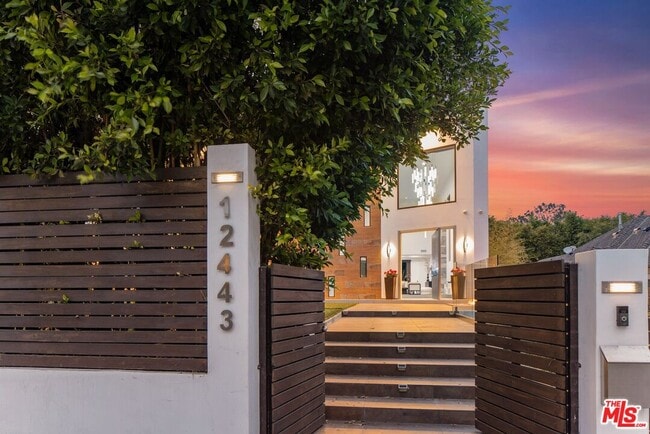 Building Photo - 12443 Sunset Blvd