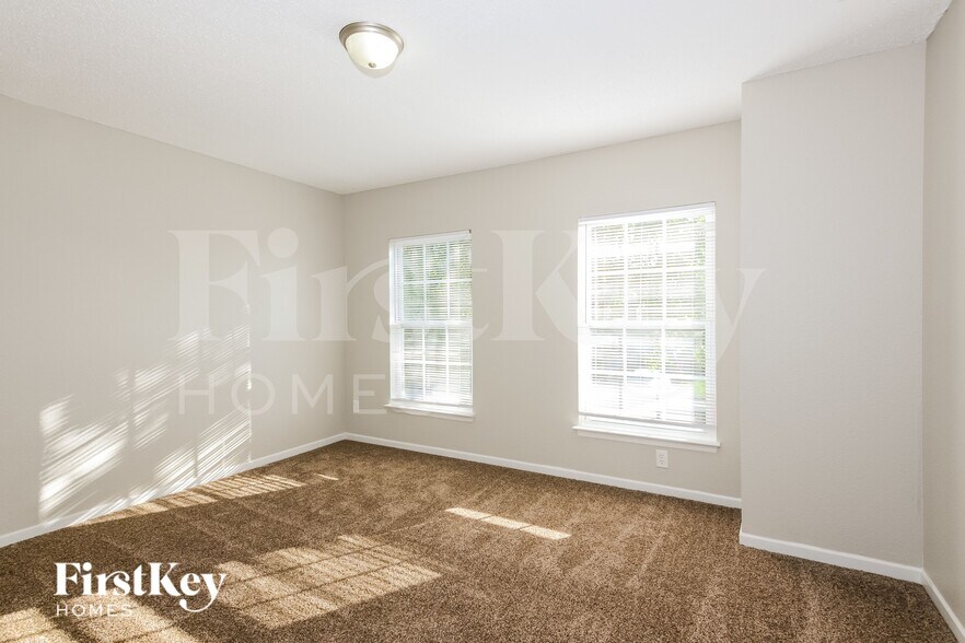 Building Photo - 10473 Windward Dr