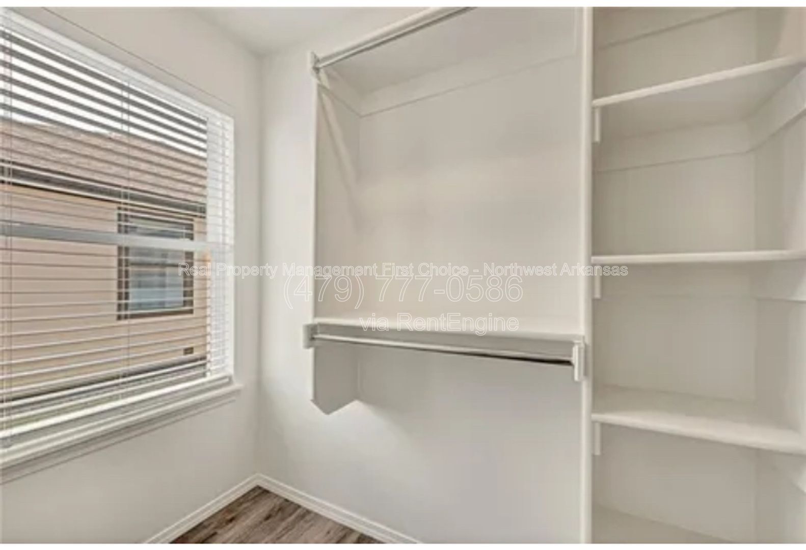 Building Photo - 820 S Benchmark Ln