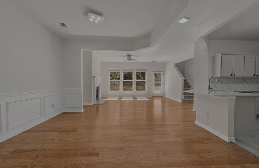 Building Photo - 2734 Winslow Ridge Dr NE