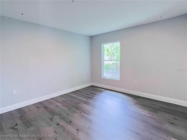 Building Photo - 501 Triumph Dr