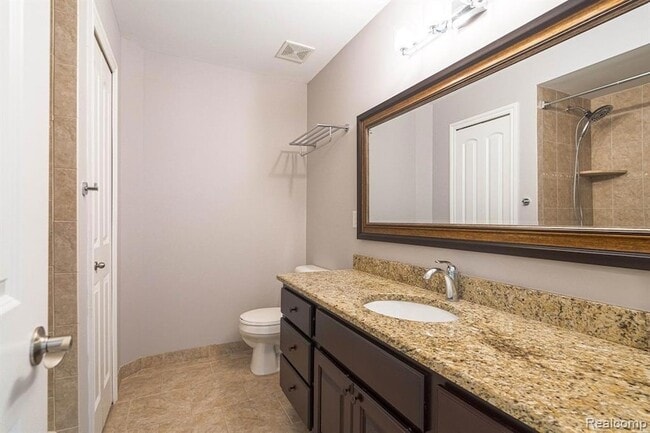 Building Photo - 4906 Stonehenge Dr