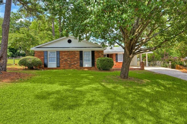 Building Photo - Updated 3 Bedroom 2 Bath off Furies Ferry!
