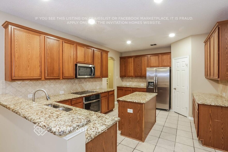 Building Photo - 1313 Sheffield Dr